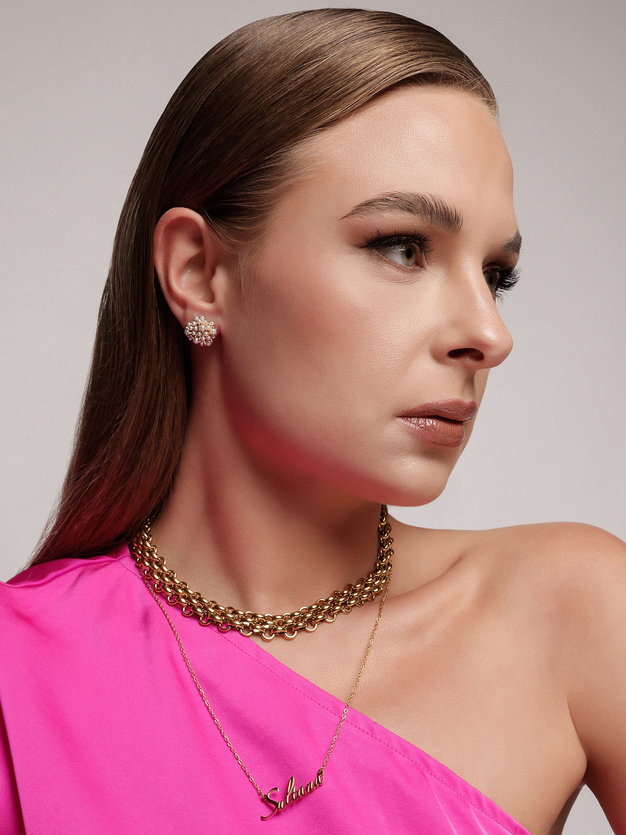 Mia Pearl Stud Earrings