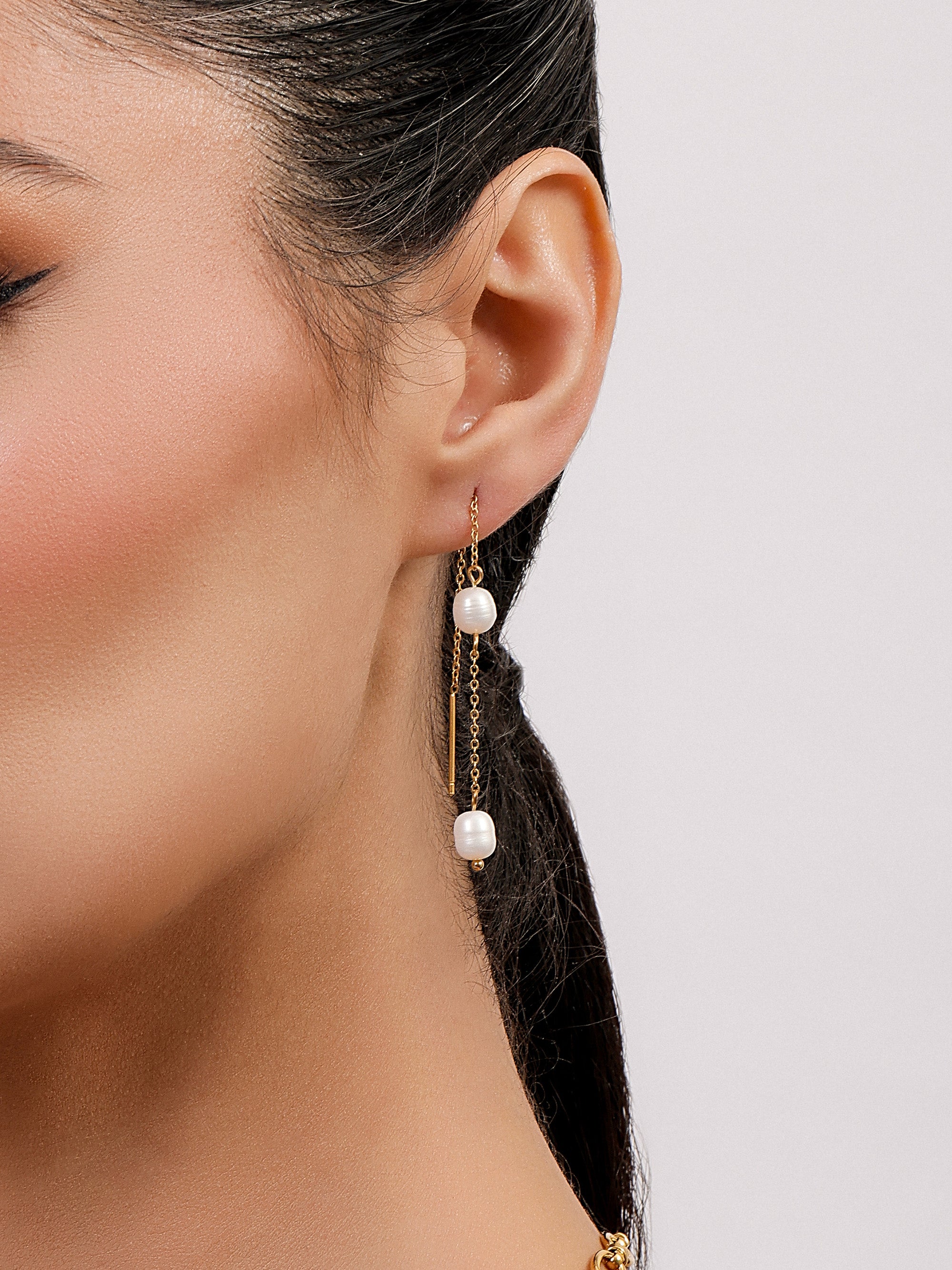 FRESH WATER PEARLS CHAIN EARRINGS