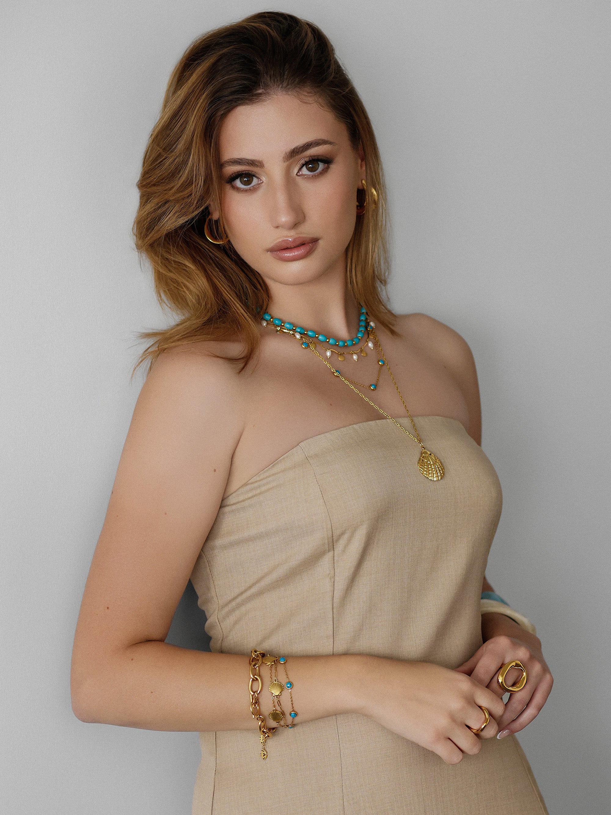 Turquoise 5 Motif Necklace