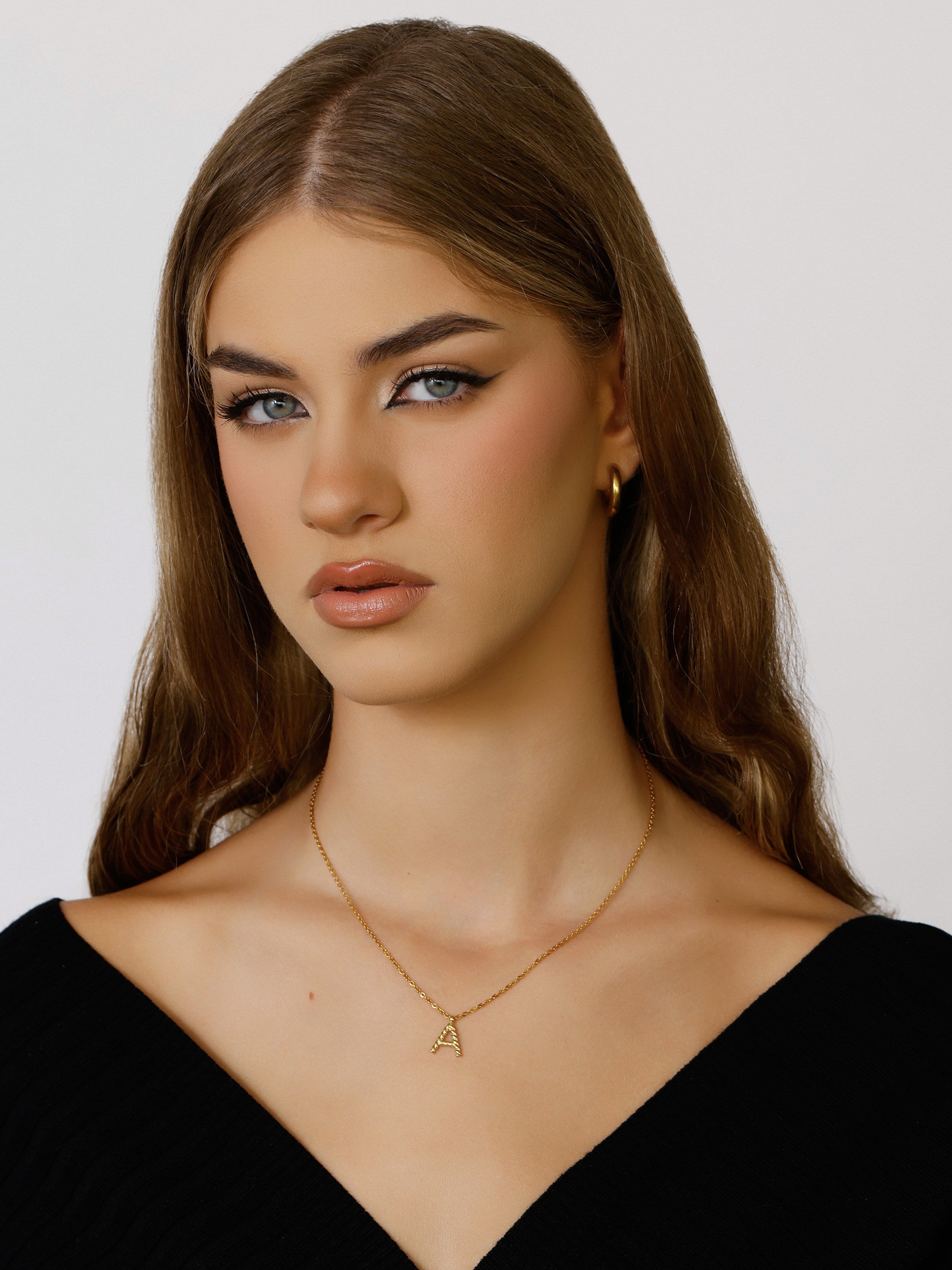 CABLE INITIAL NECKLACE