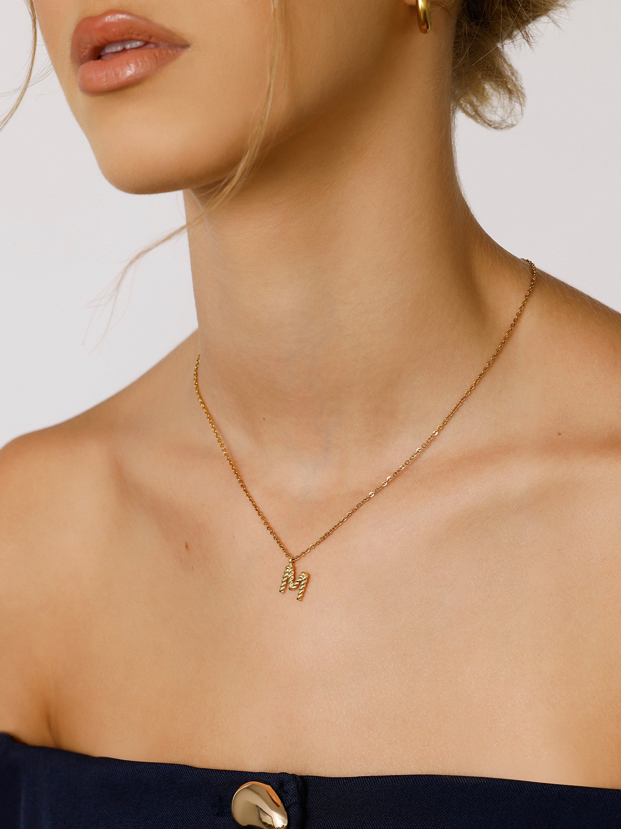 CABLE INITIAL NECKLACE