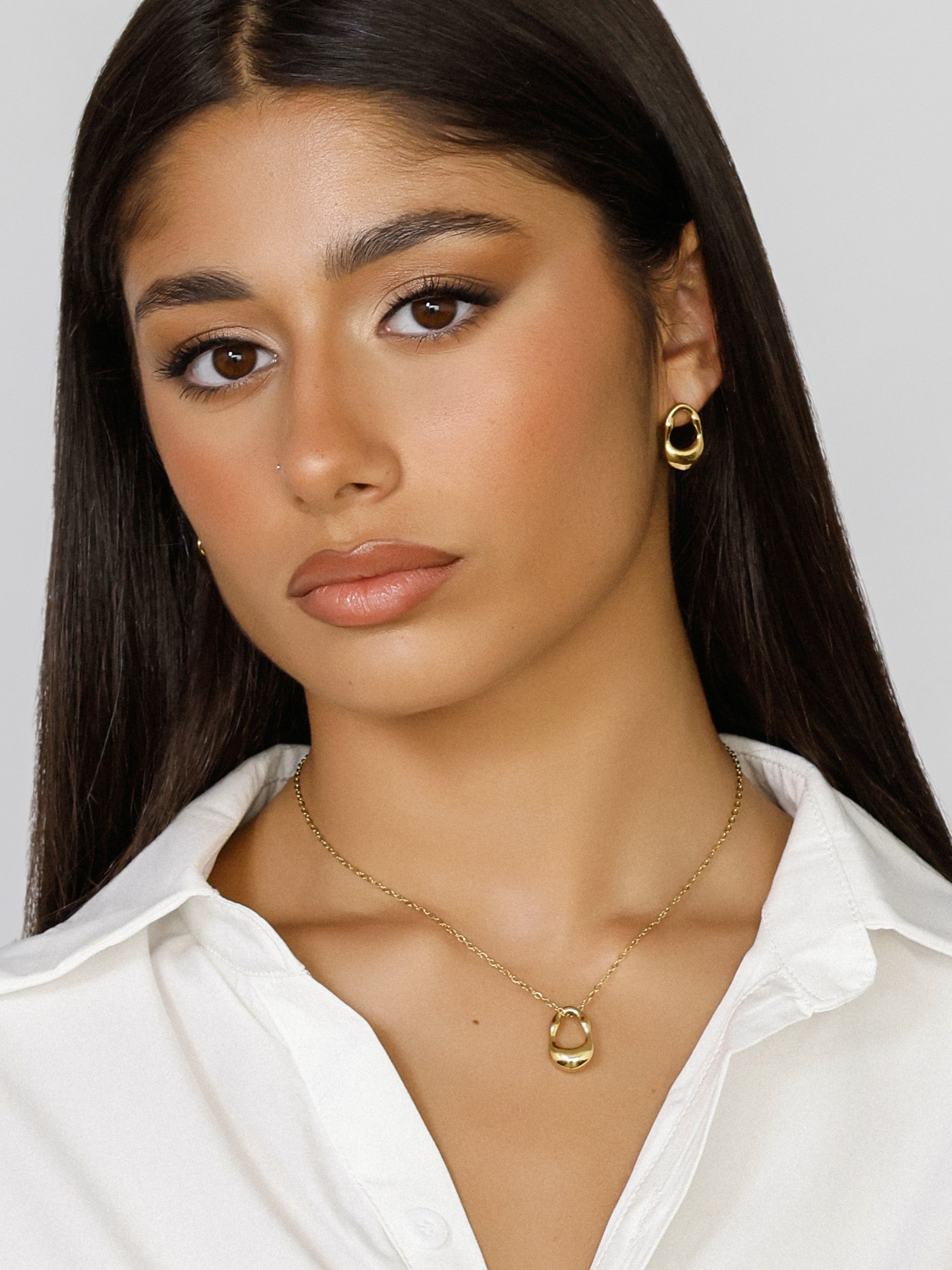 Gina Frame Stud Earrings