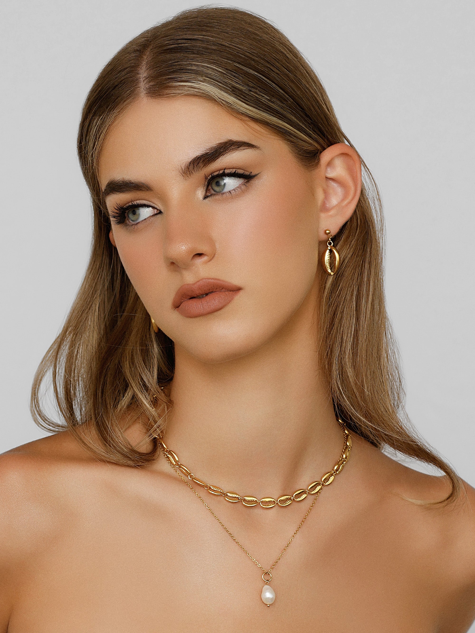 Conch Beads Necklace