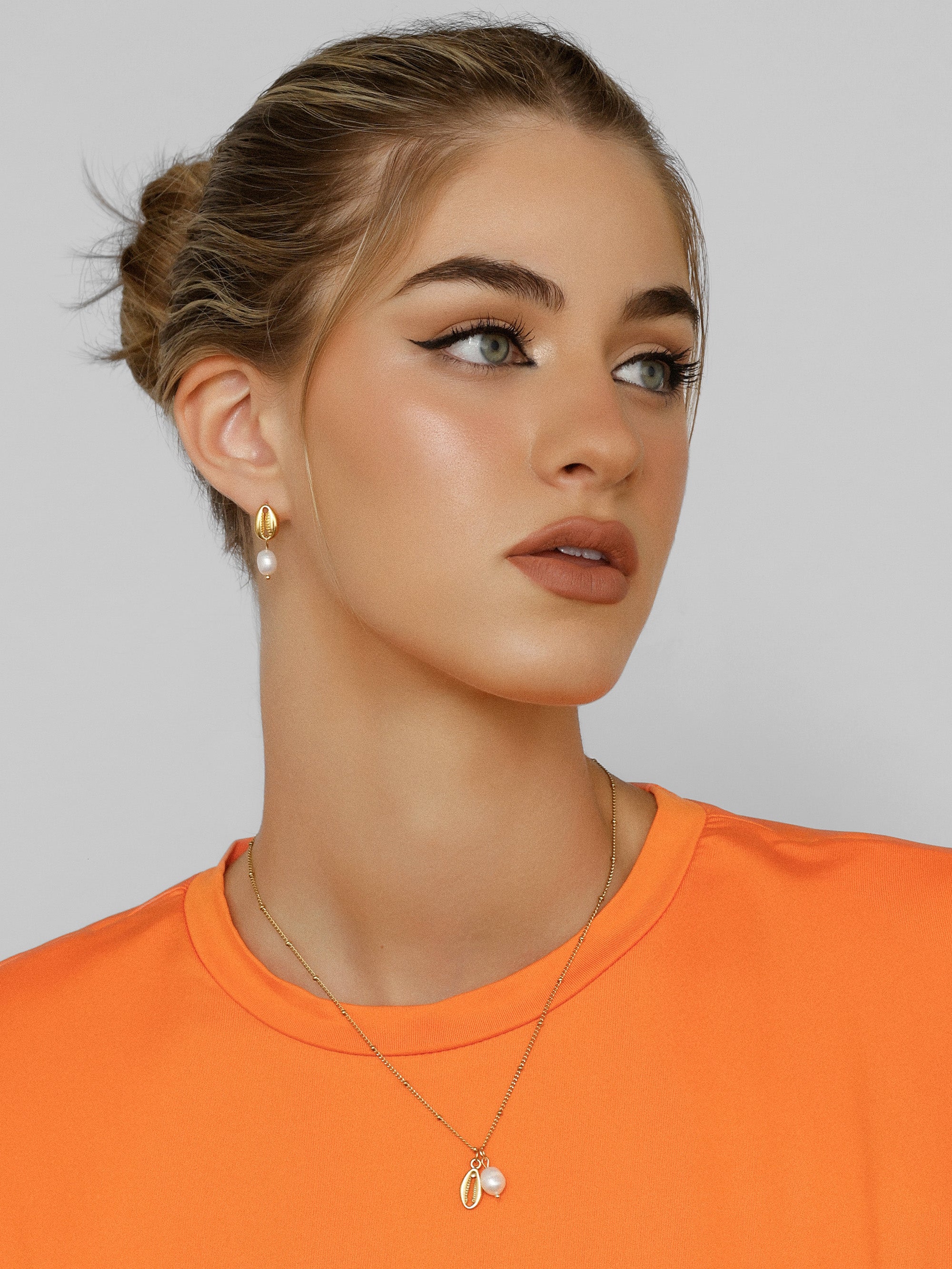 Pearl Conch Necklace