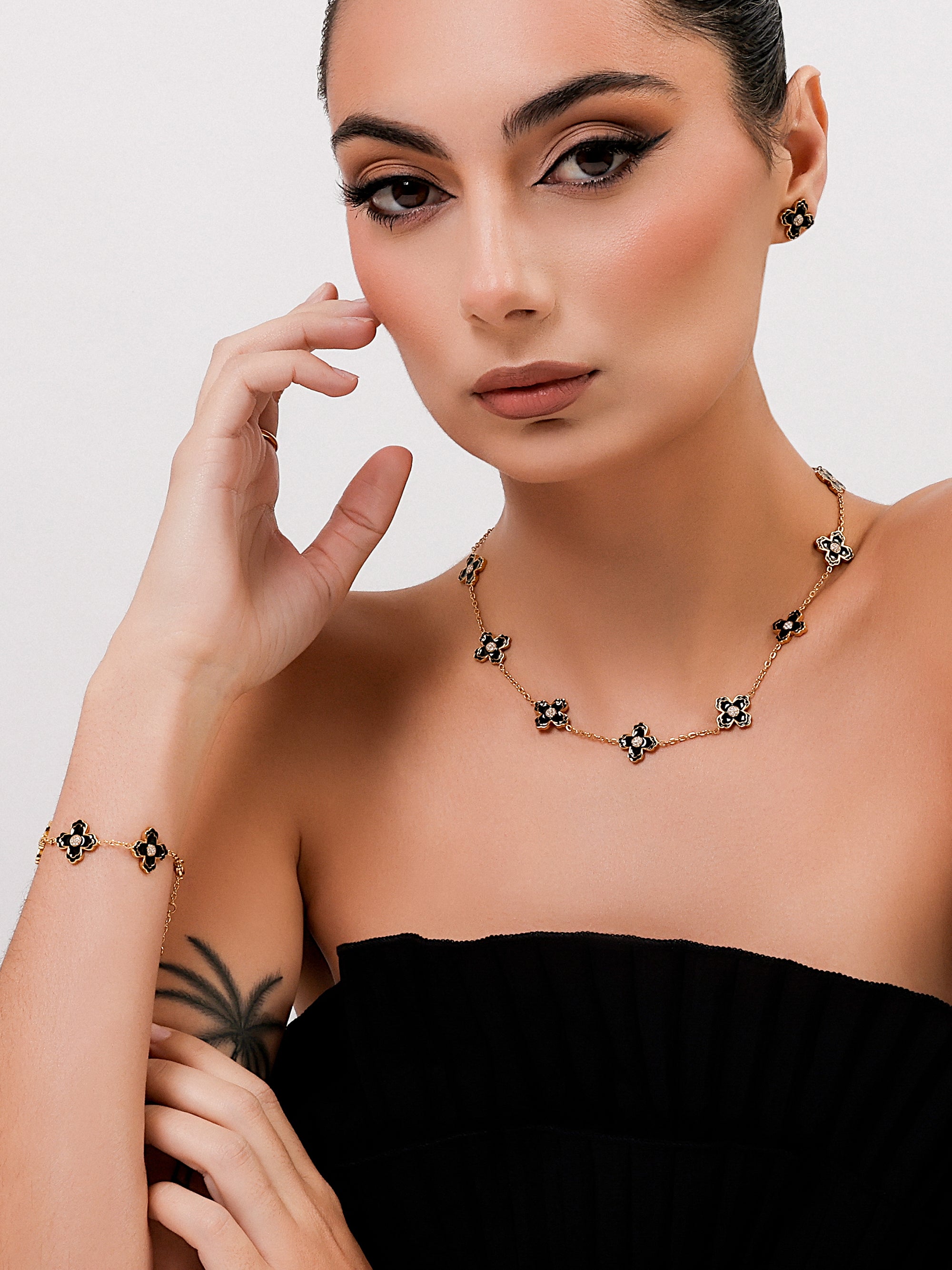 FIORE Black Enamel 5 motif Bracelet