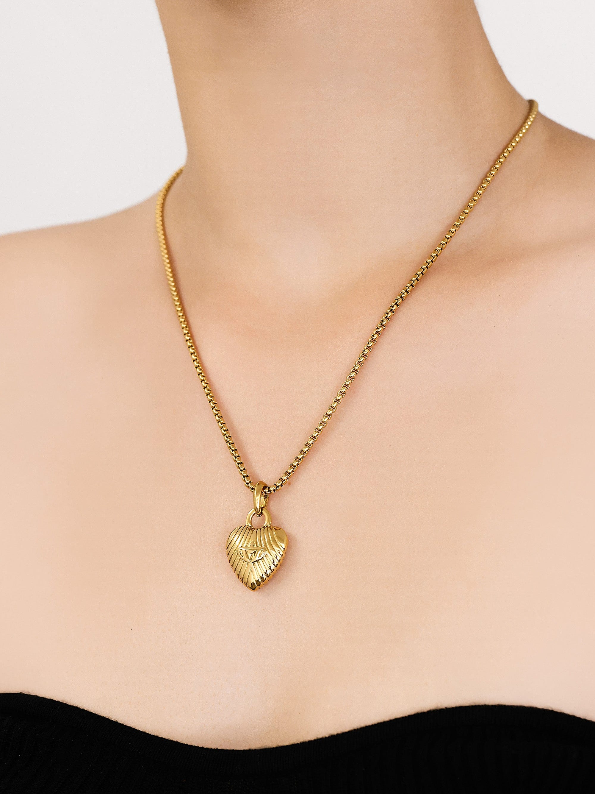 Sultana-Malta PENDANT '1995' Heart Pendant
