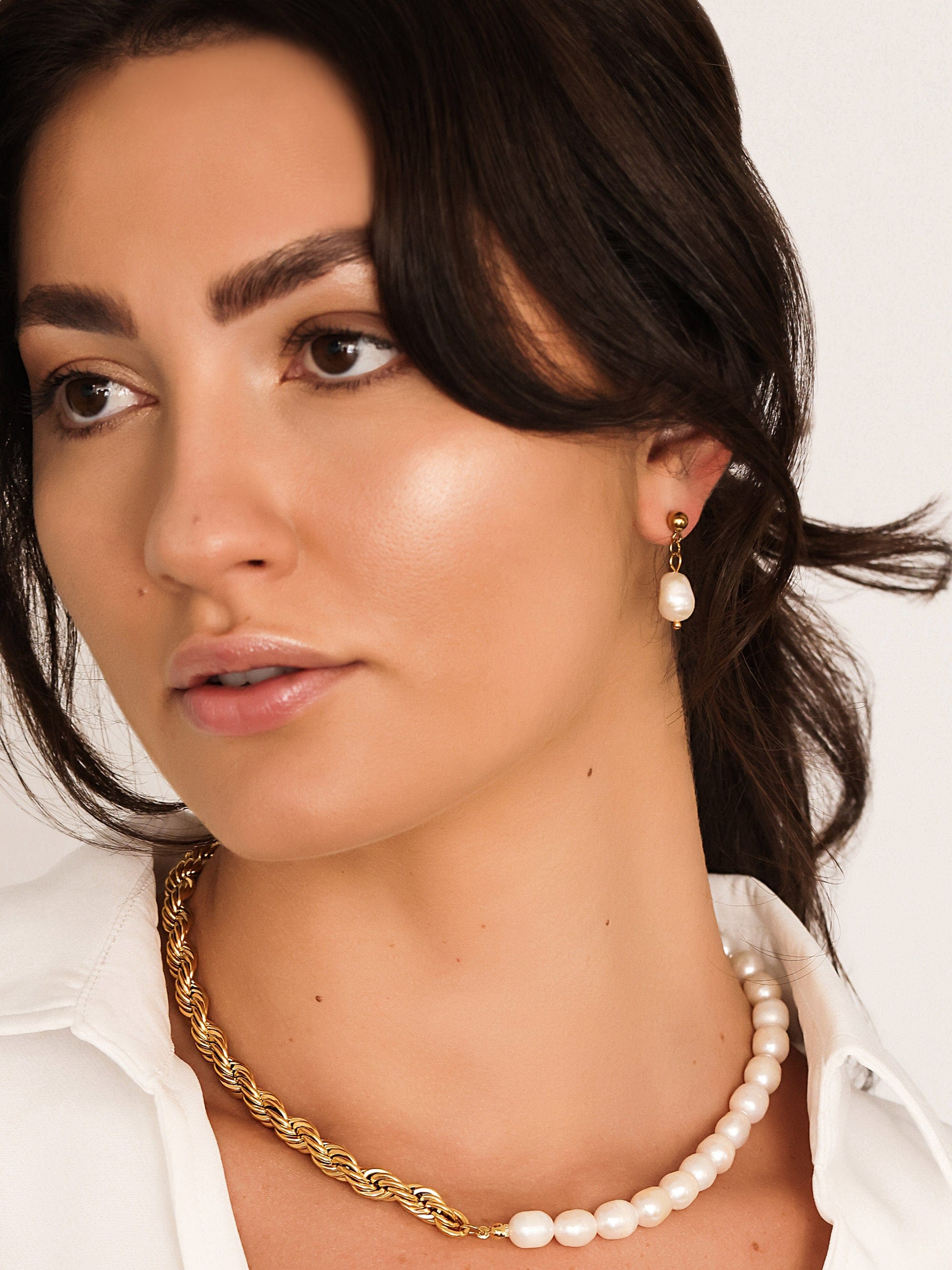 Sultana-Malta NECKLACES Roped Chain Fresh Pearl Necklace