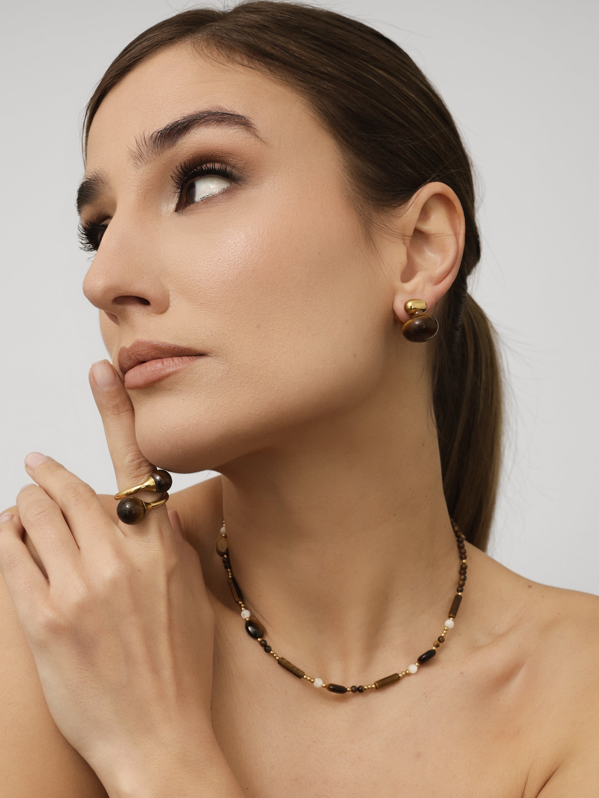 Zora Pearl Tiger Eye Necklace