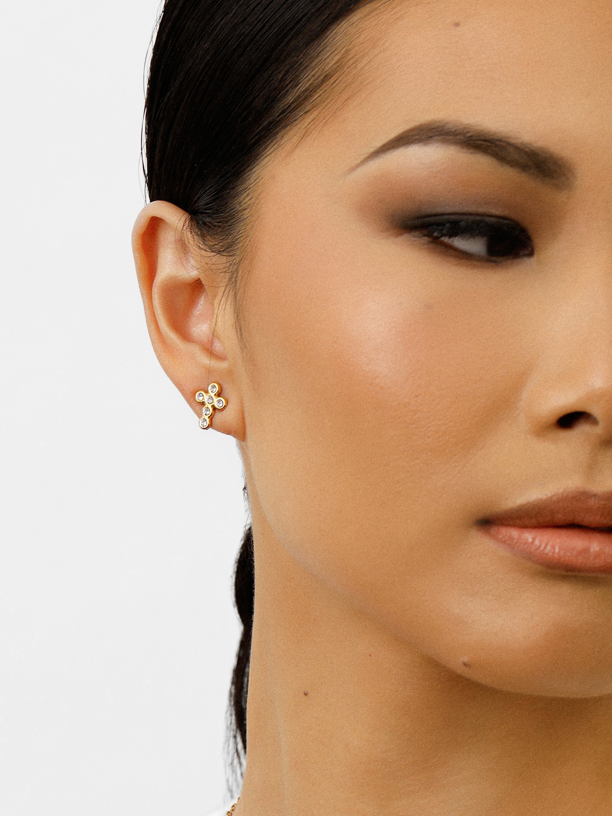 Anima Cross Stud Earrings