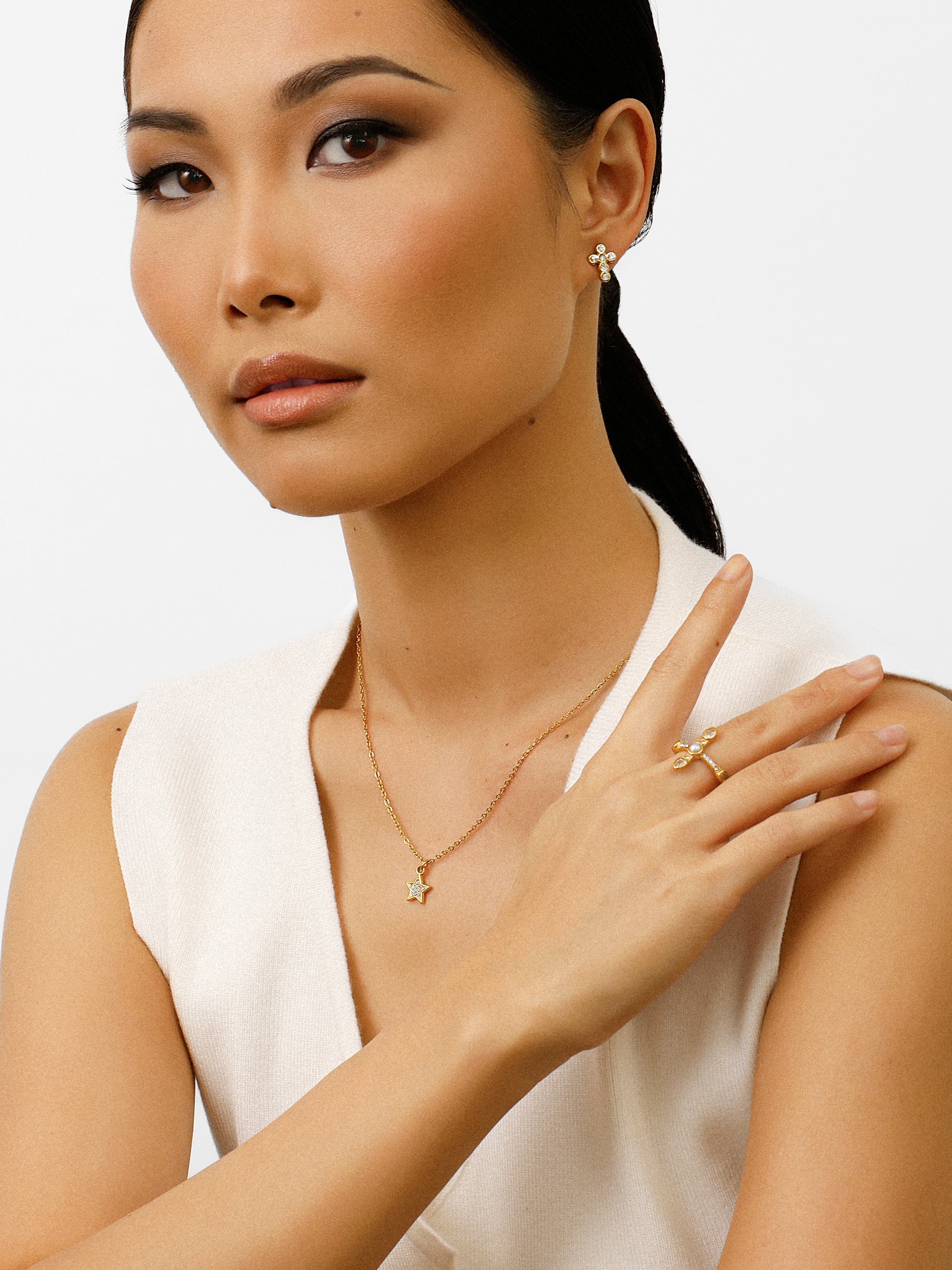 Anima Cross Stud Earrings