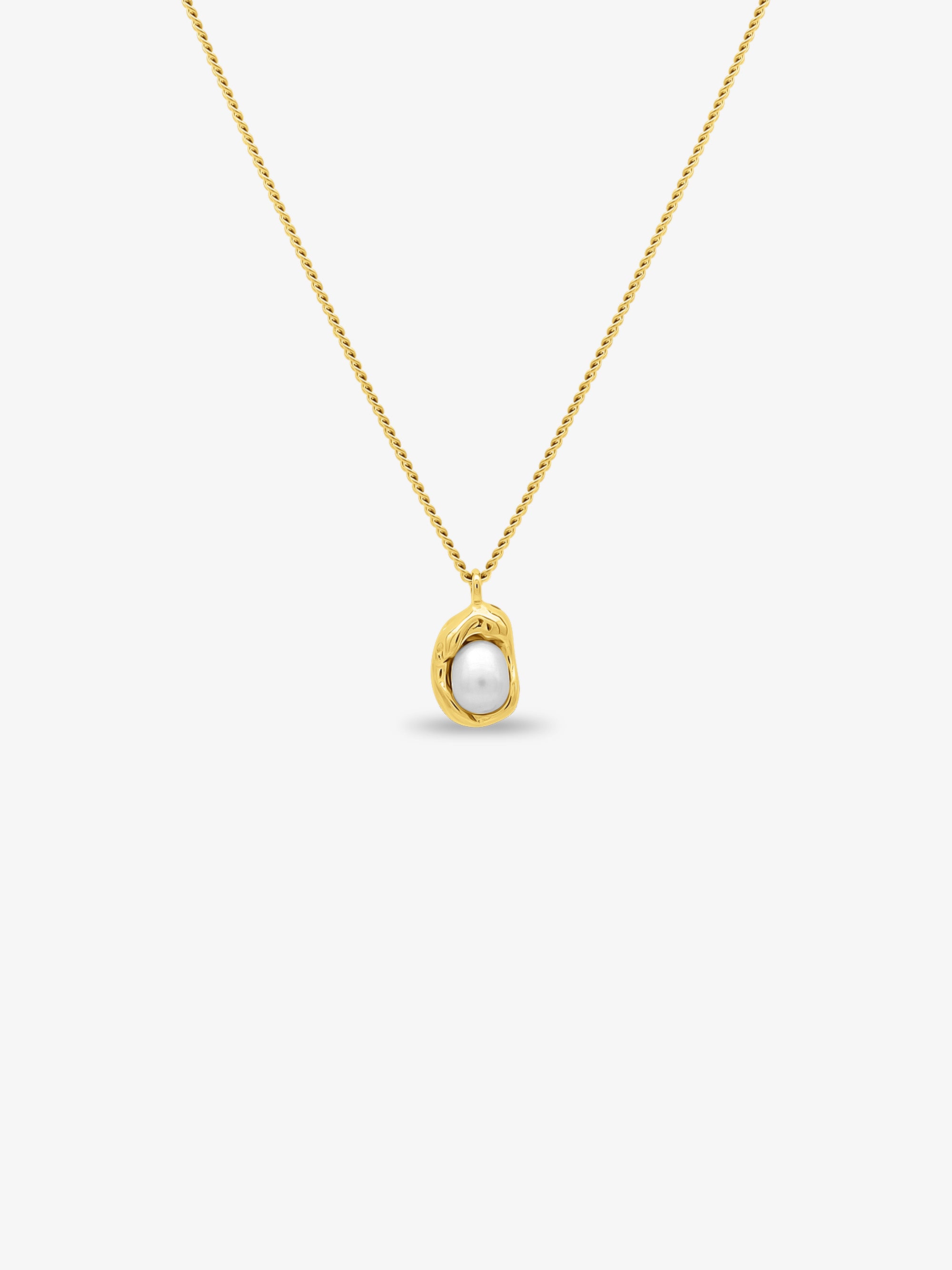 Fresh Pearl Cocoon Necklace